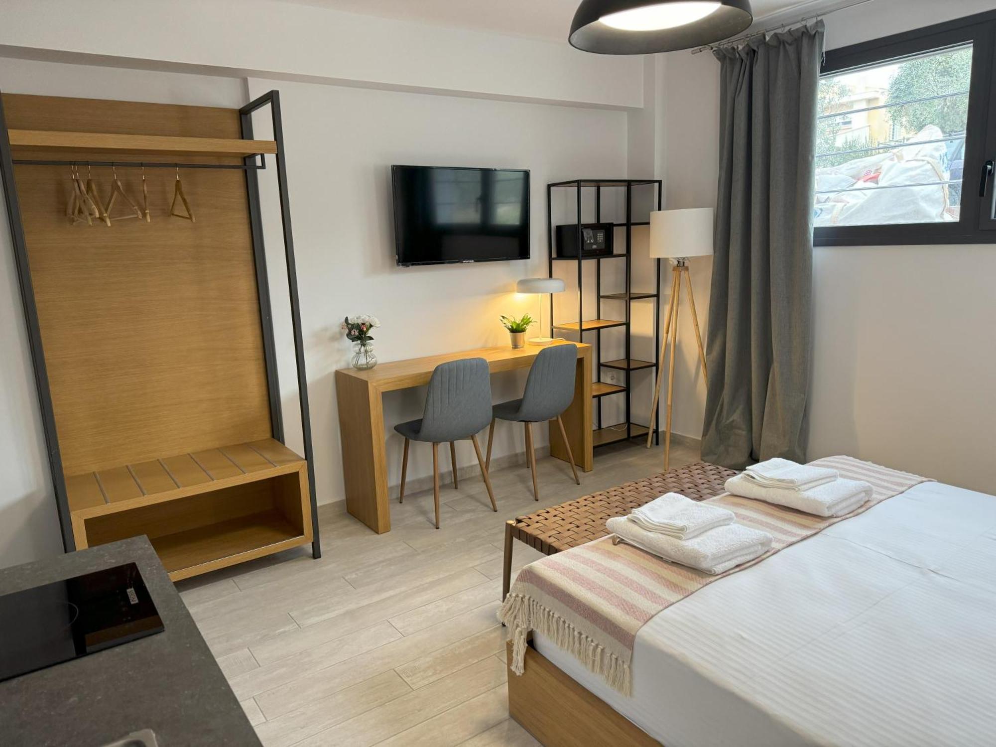 Acra Melia Apartment Palaiontsiflikion Luaran gambar