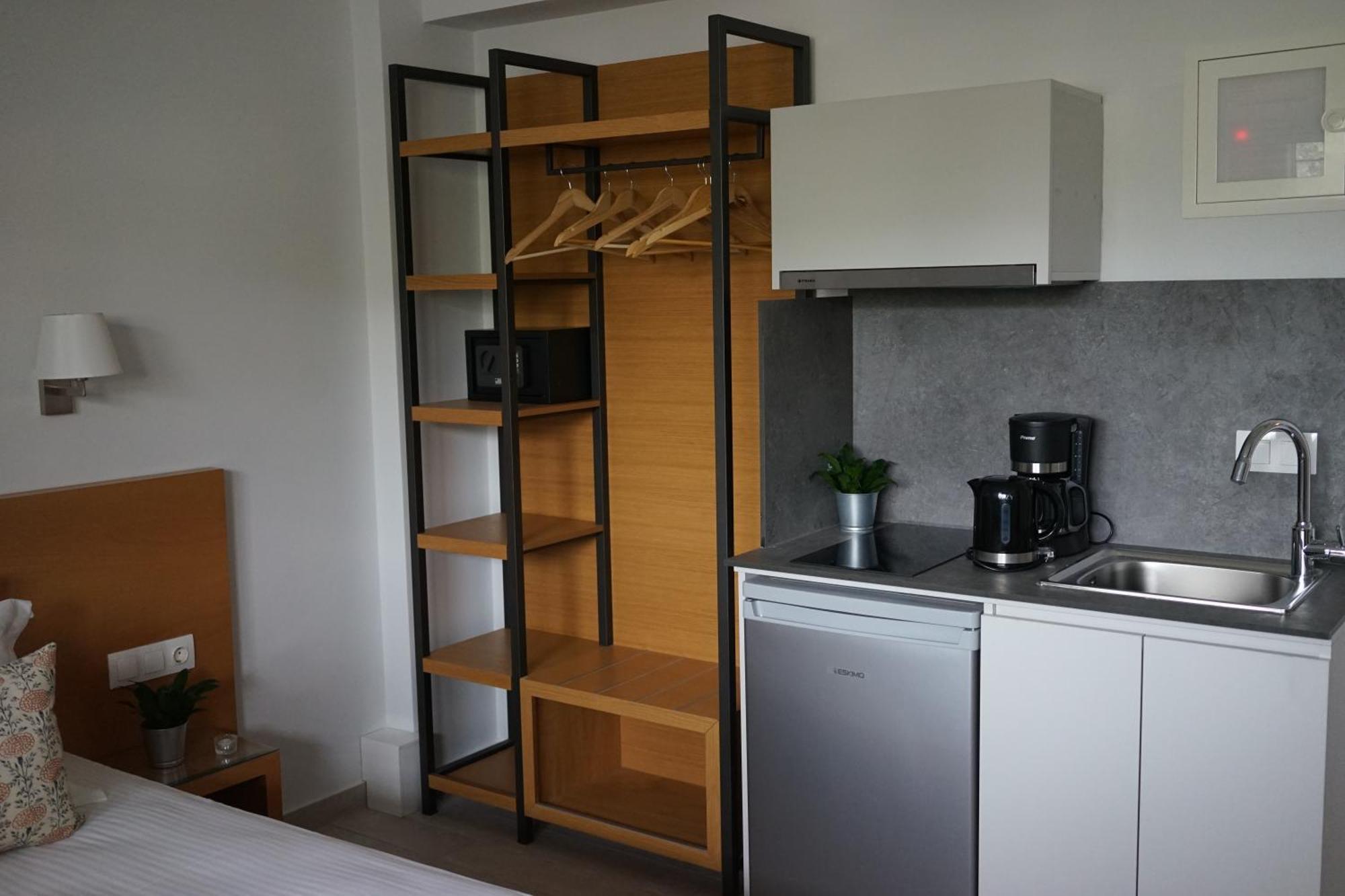 Acra Melia Apartment Palaiontsiflikion Luaran gambar